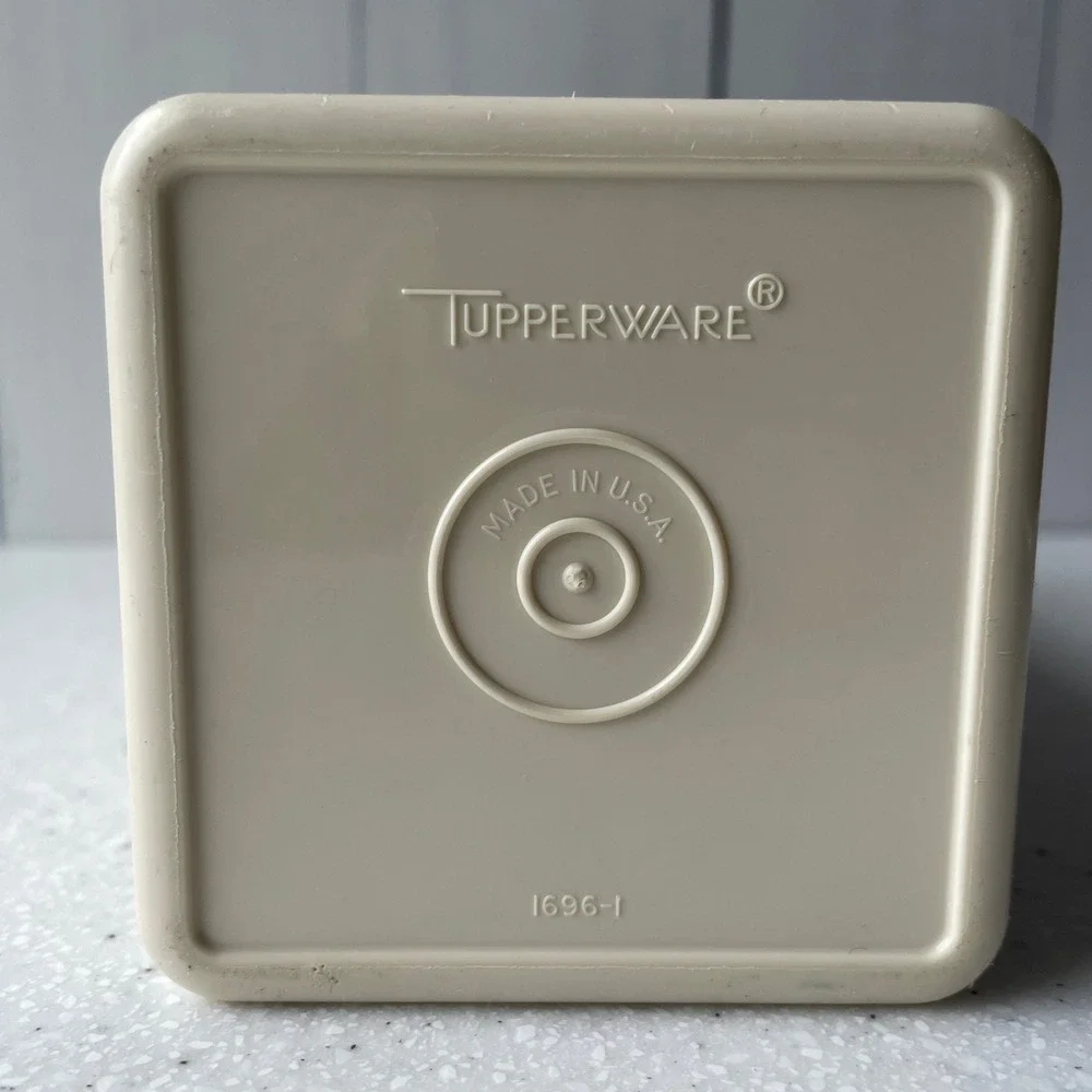 Vintage Tupperware Cheese Cracker Keeper Dispenser Almond Cream 1696-1 with Lid
